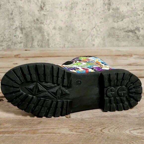 Ladies printed lace-up boots sz 8 - Picture 5 of 7